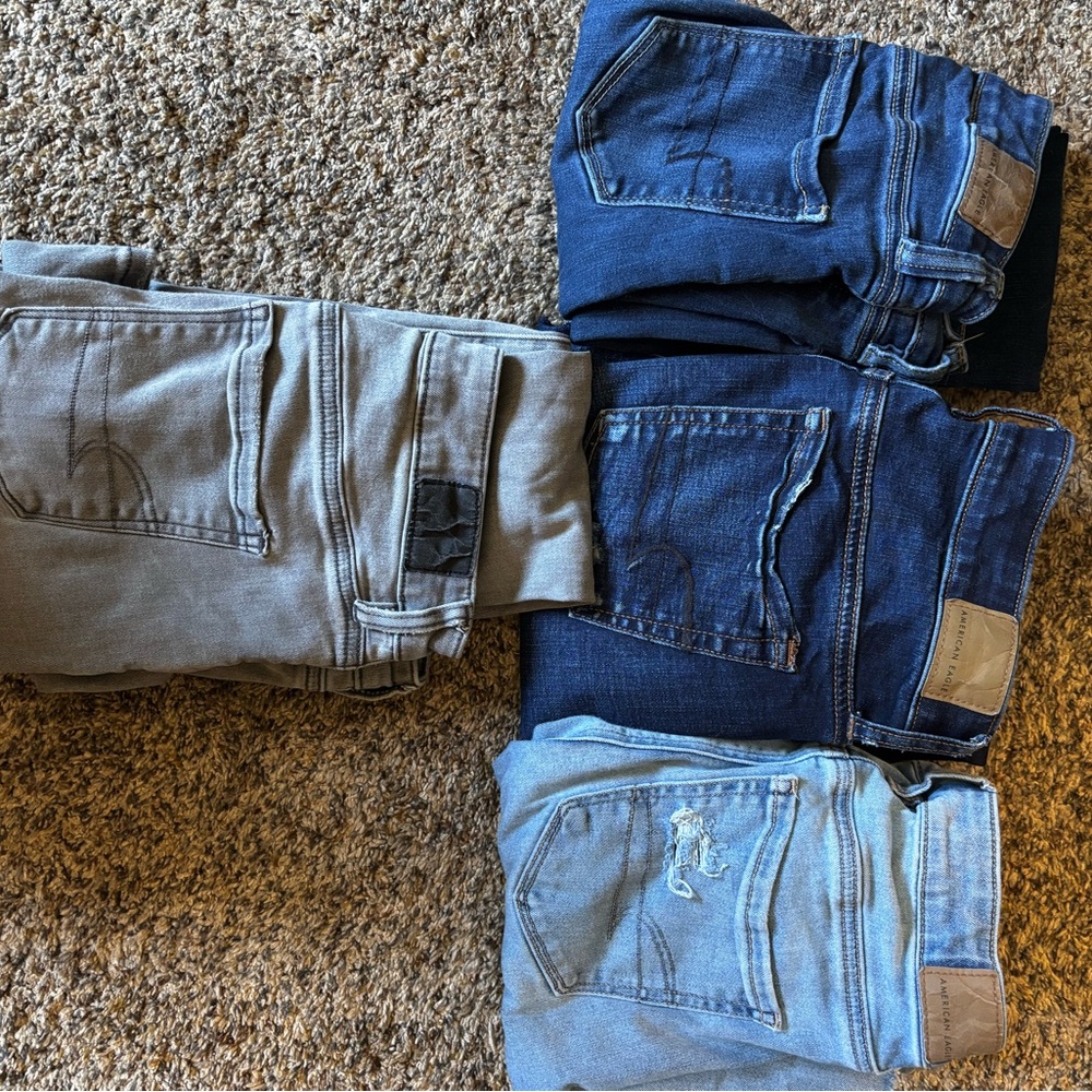 American eagle BUNDLE skinny jeans size 4